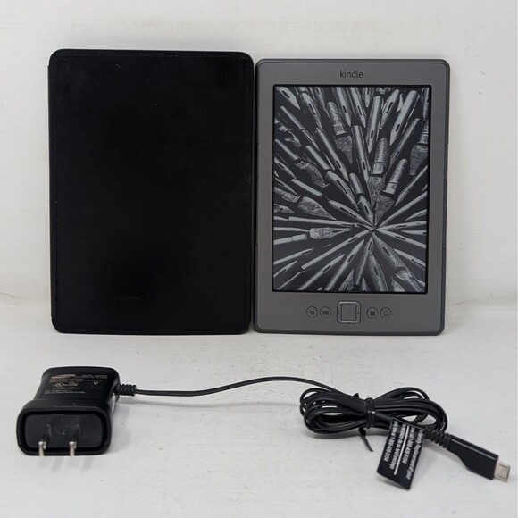 Amazon Kindle Touch D01100 4th Generation 6 Inch Wi-Fi E-reader **Read** - Picture 1 of 13